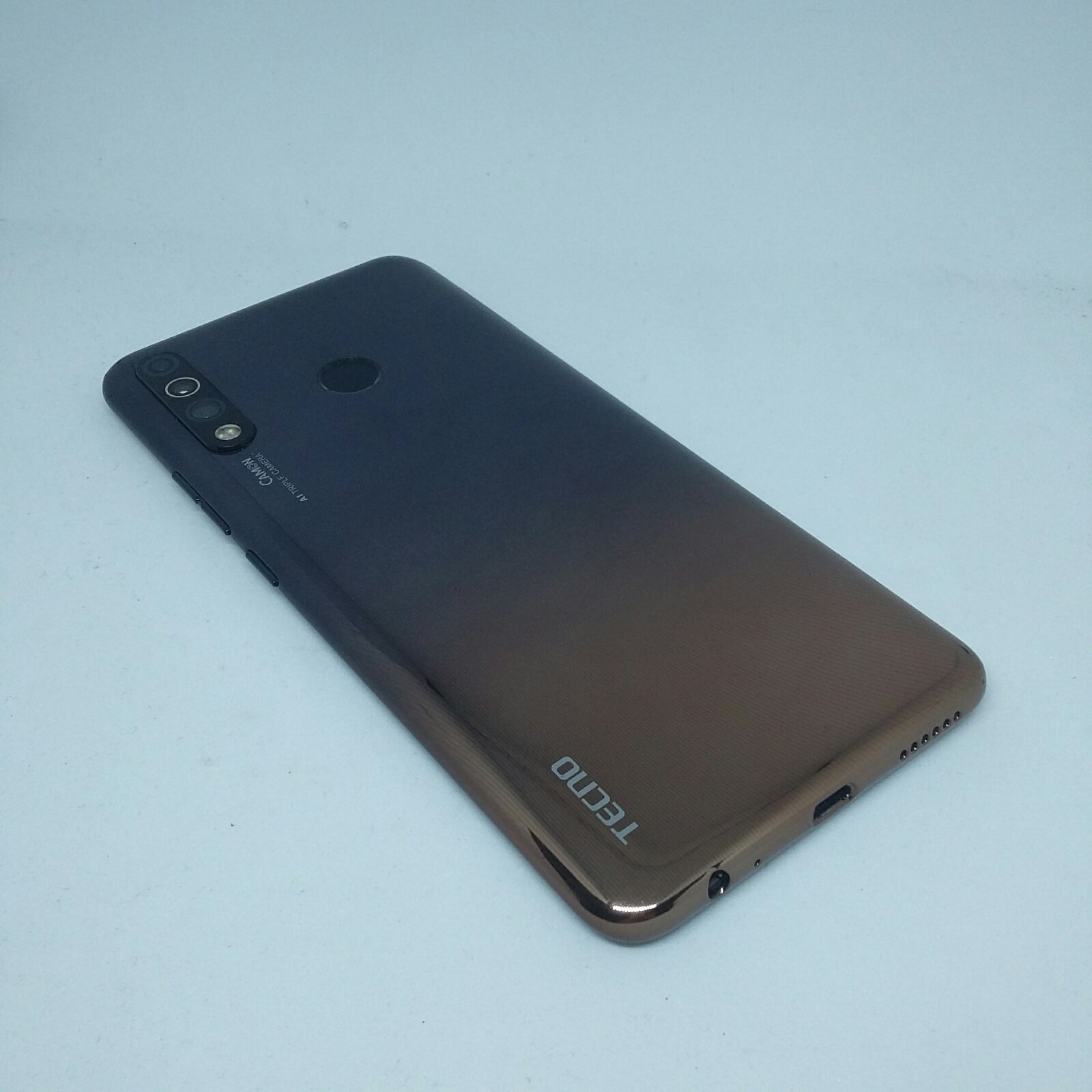 Tecno Camon 12 Air (CC6) 3/32 – (вживаний смартфон)